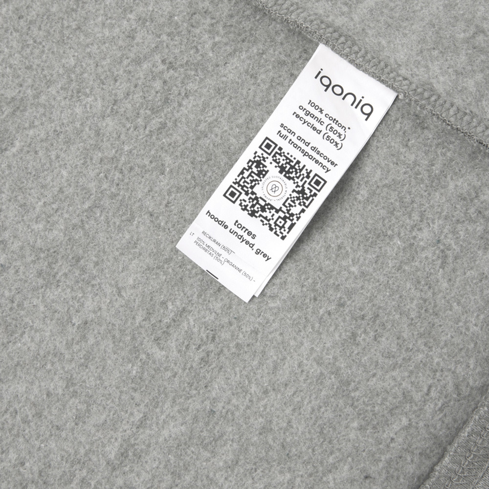 IQONIQ Torres ungefärbter Hoodie aus recycelter Baumwolle