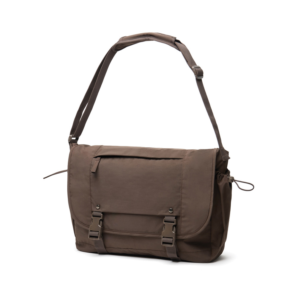 KENTO URBAN 15,6" Messenger aus RCS recyceltem Nylon