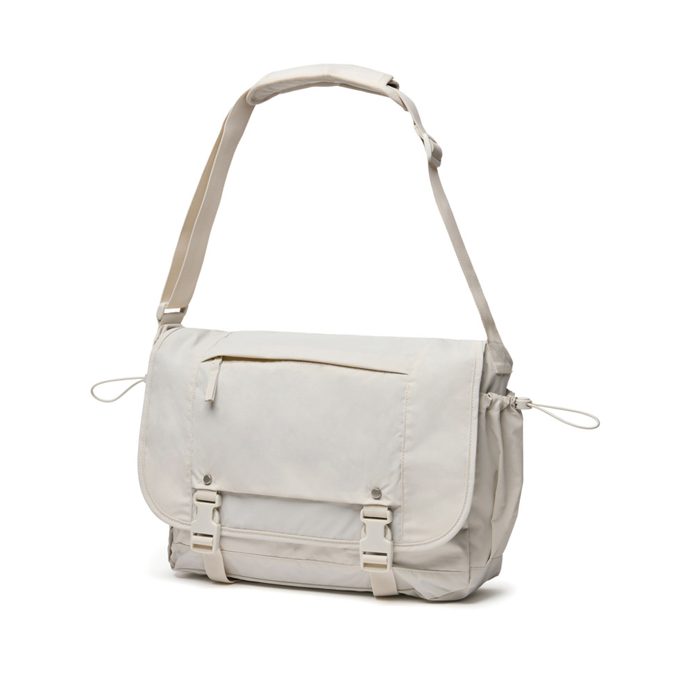 KENTO URBAN 15,6" Messenger aus RCS recyceltem Nylon