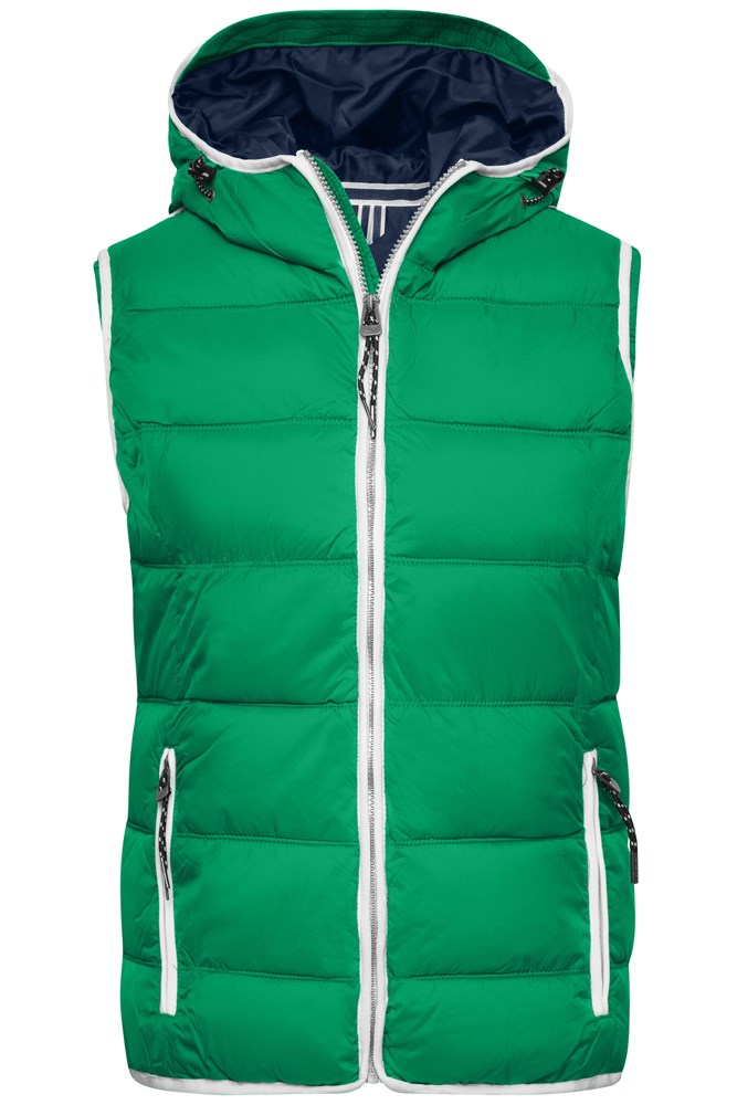 Irish-green/white (ca. Pantone 3415C
white)